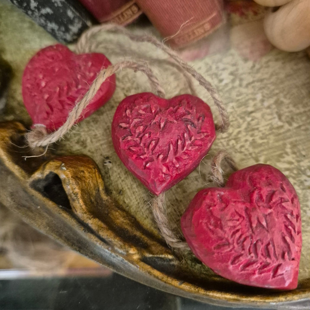 Close Up resin Hearts