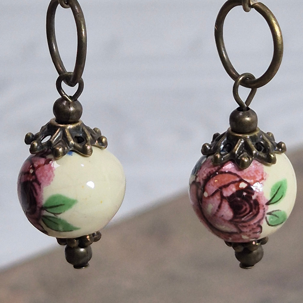 Shabby Chic Close Up earrings