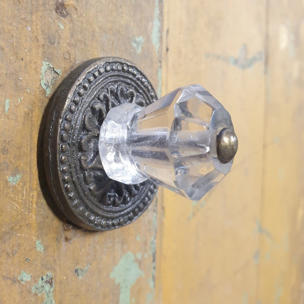 Pavilion Backplate Knob