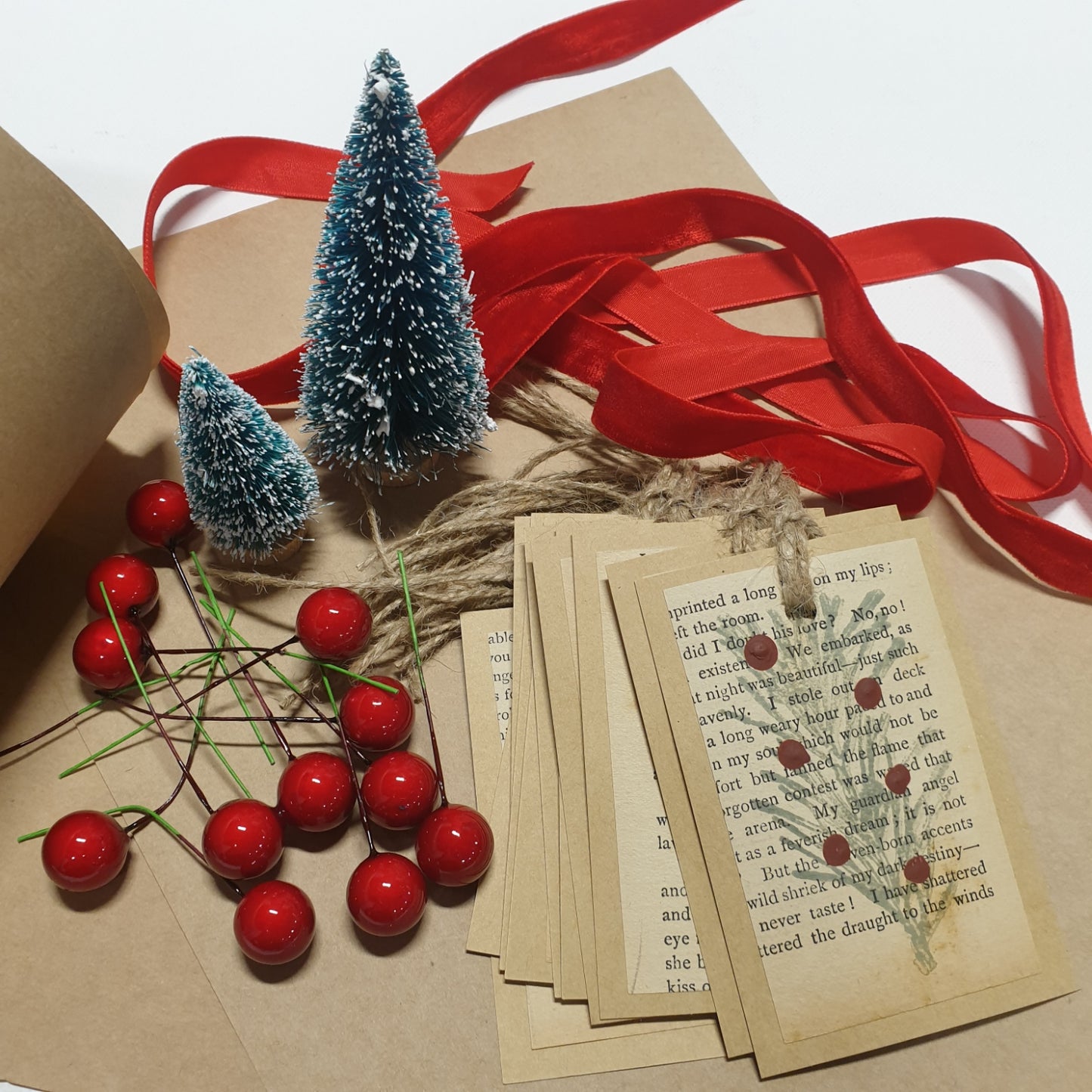 Red Wired Berries | Pack 25