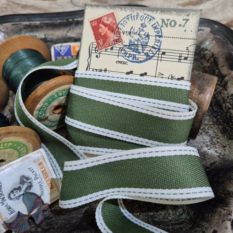 Ashton Olive Ribbon