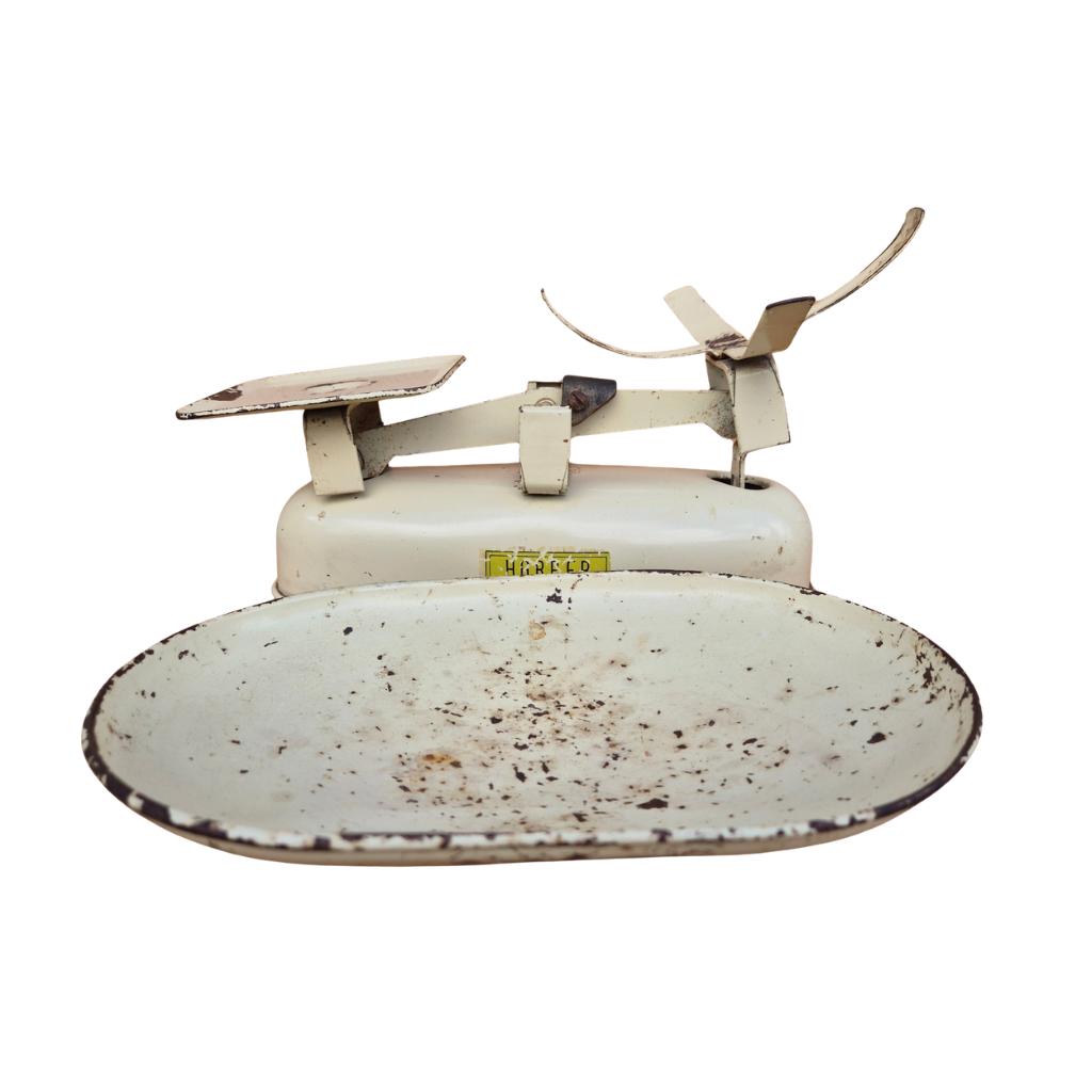 Vintage Harper Cream Kitchen Scales