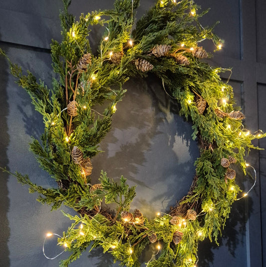 Cedar & Pinecone Wreath with Lights
