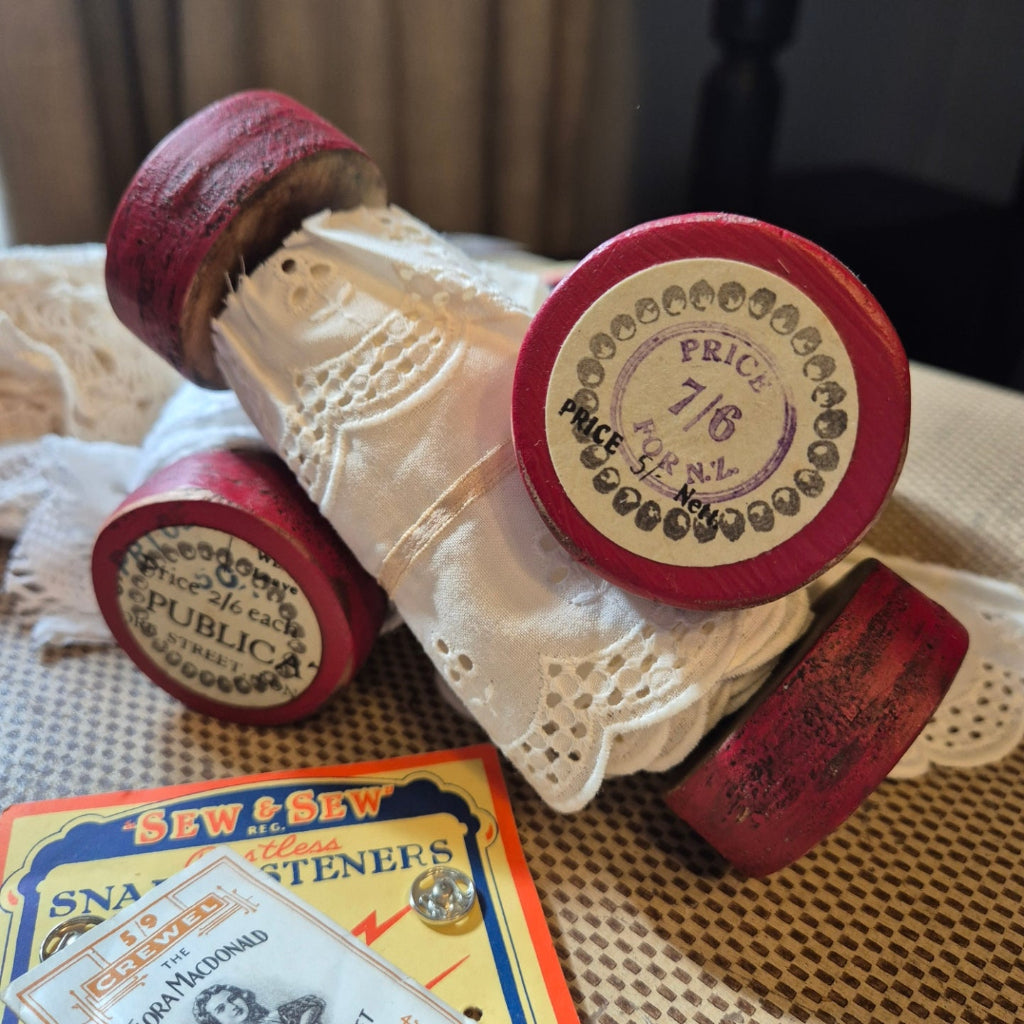 Vintage Bobbin Ends