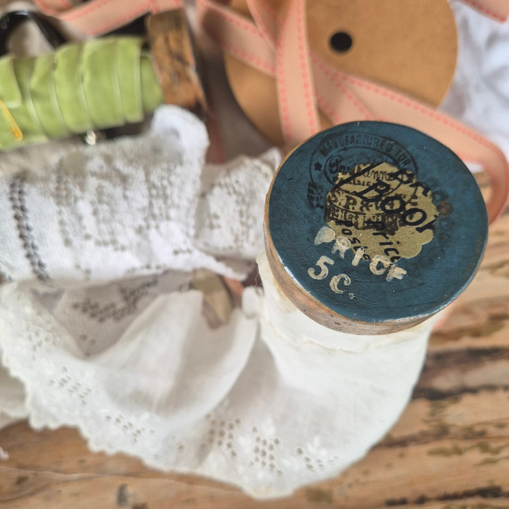 Vintage Bobbin with Cotton Lace
