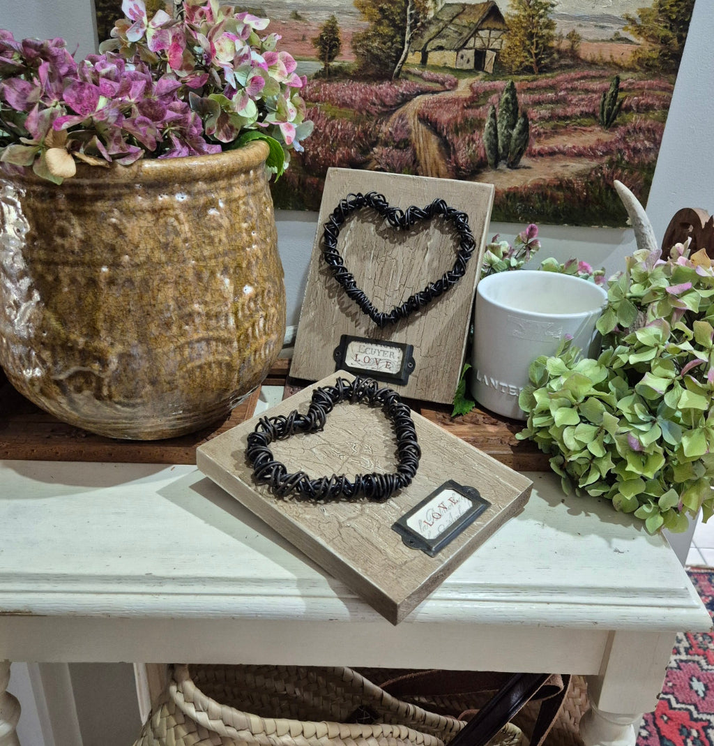 Twisted Heart Wall Plaque